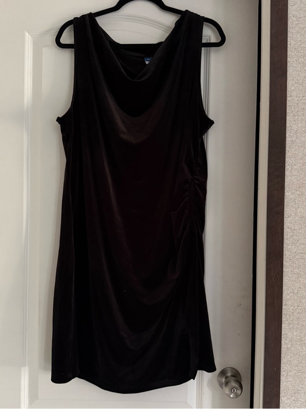 Old Navy Black Velvet Short Dress
